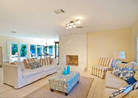 Las Olas Isles Vacation Rental House