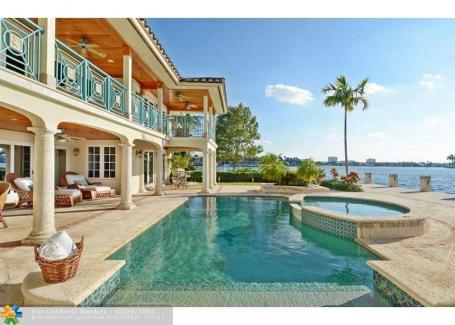 Las Olas Isles Vacation Rental Villa